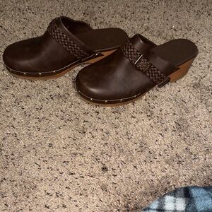 Rocket Dog Dark Brown Mules